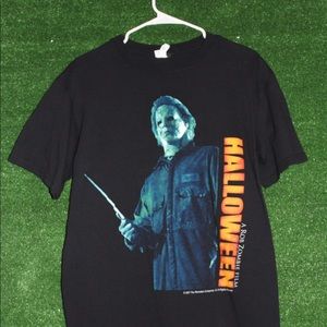 HALLOWEEN GRAPHIC TEE